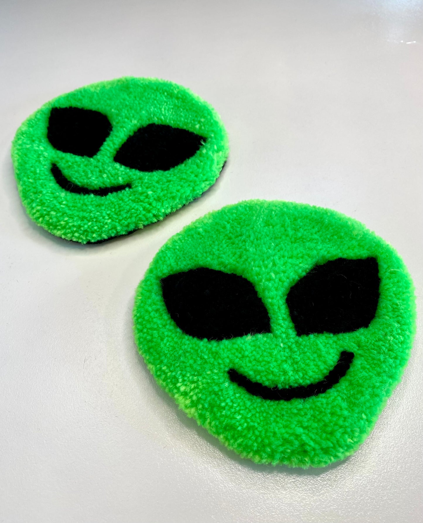 Alien face mug rugs *SET OF 2