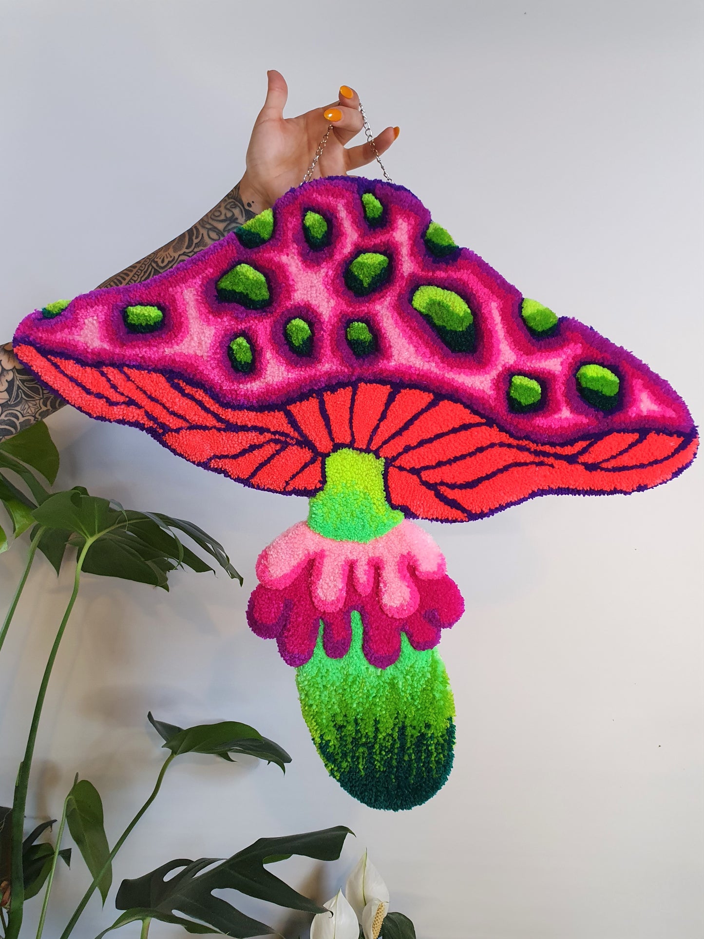 Green spotted 3D pink mushroom